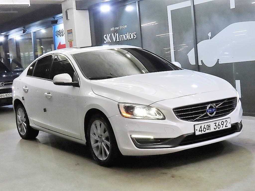 Volvo S60 2014 Blanco - Importación desde Corea - HF Imports Iquique - Foto 1