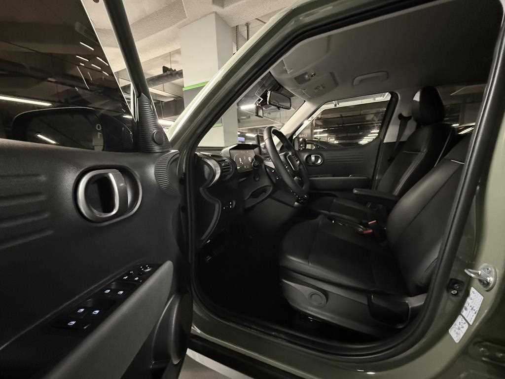 HYUNDAI Casper - Vista 8