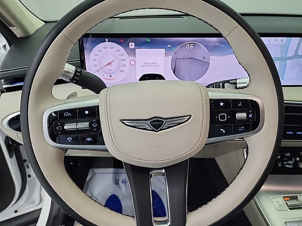 Genesis GV70 - Vista 9