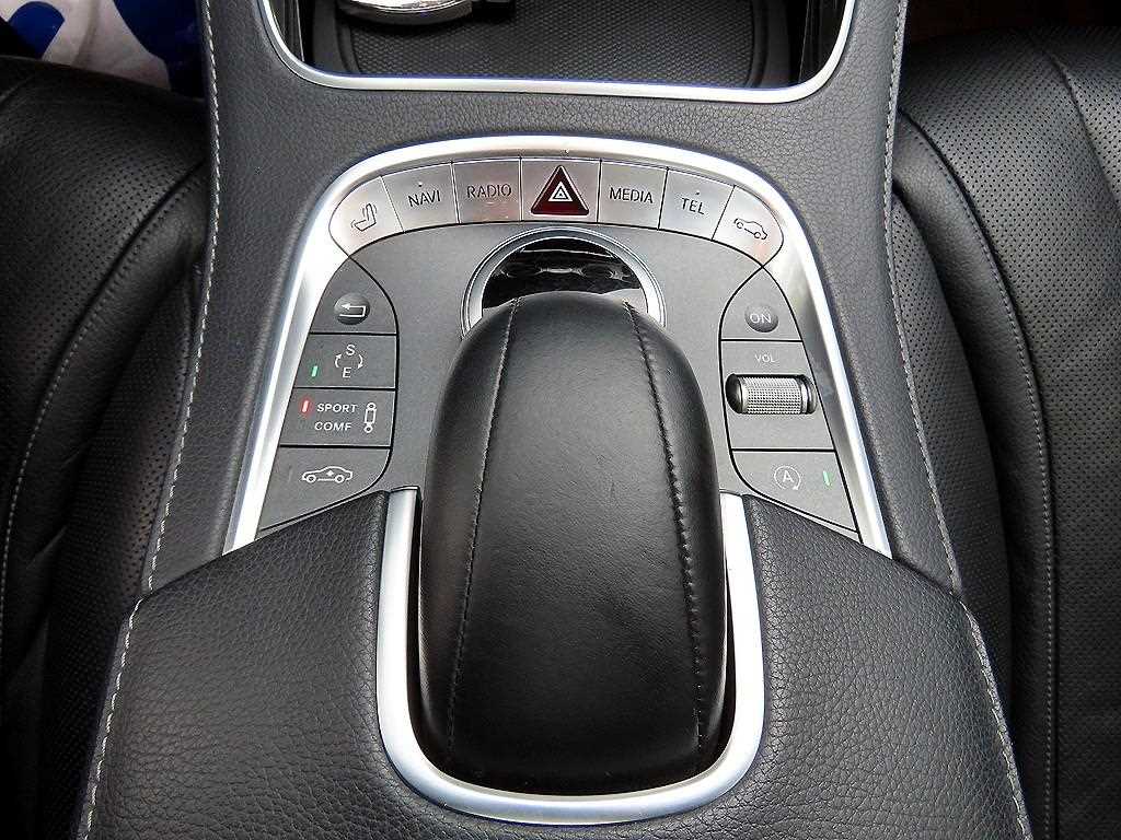 Mercedes Benz S Class - Vista 10