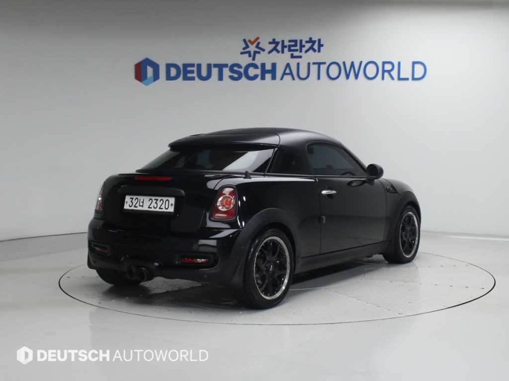 Mini Coupe - Vista 2