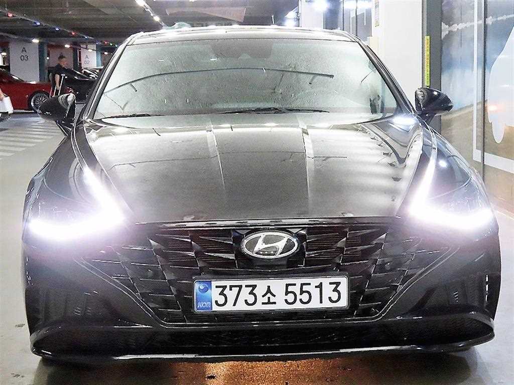 HYUNDAI Sonata - Vista 2