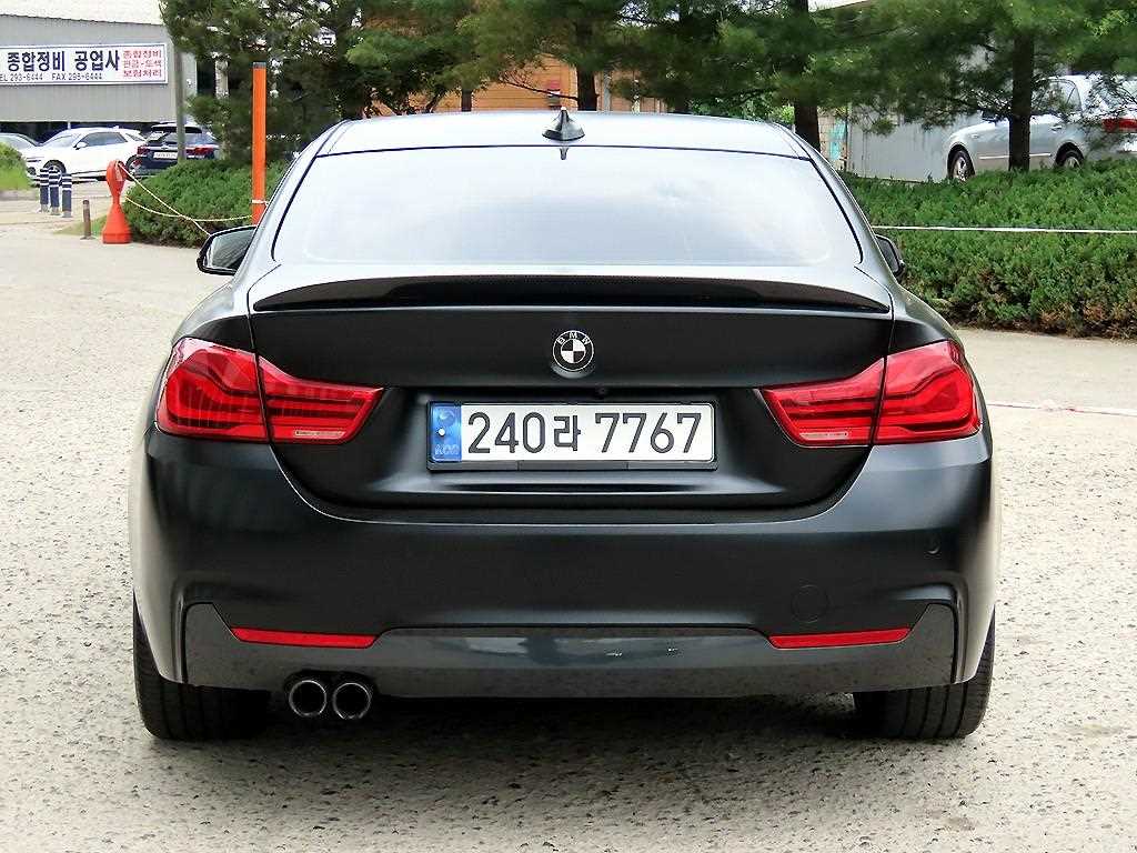 BMW 4 Series - Vista 4