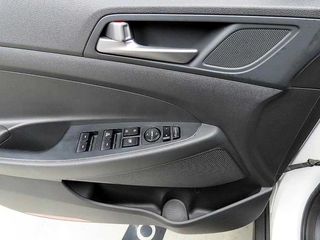 HYUNDAI Tucson - Vista 11
