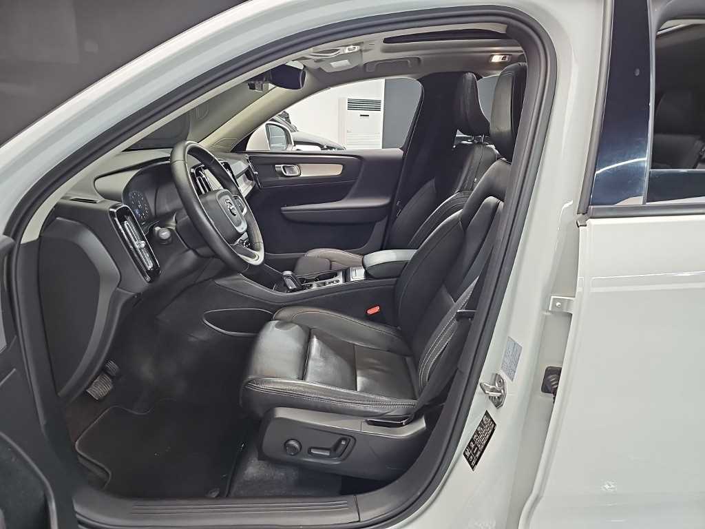 Volvo XC40 - Vista 11