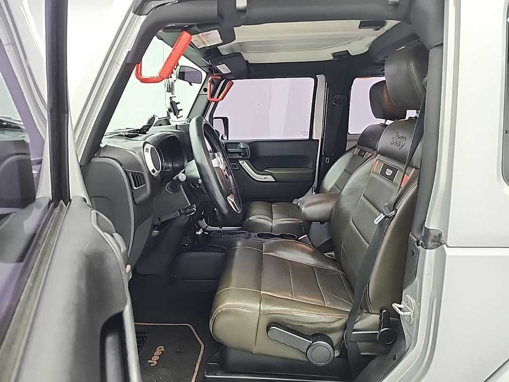 Jeep Wrangler - Vista 11