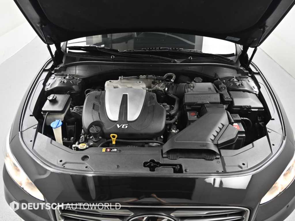 HYUNDAI Grandeur - Vista 6