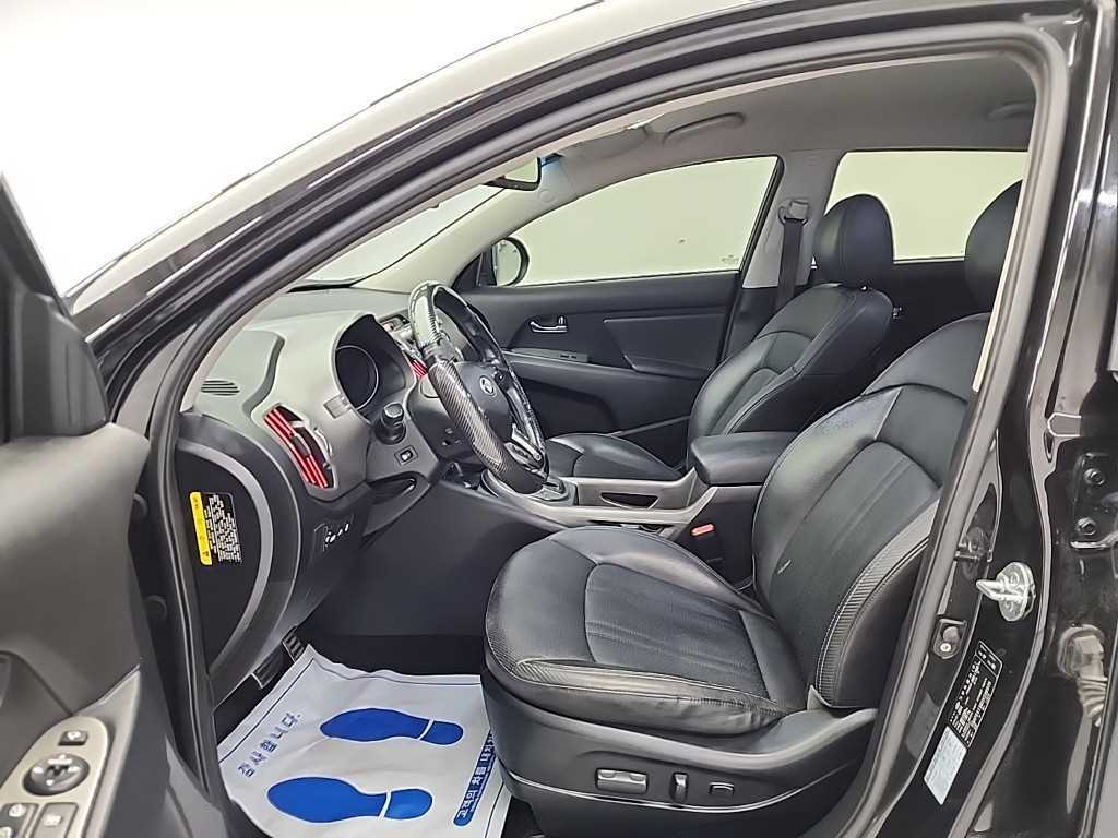 KIA Sportage - Vista 11