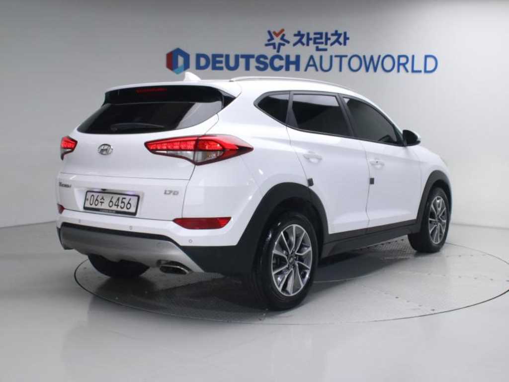 HYUNDAI Tucson - Vista 2