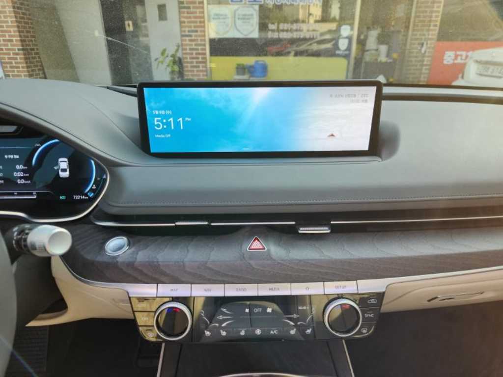 Genesis G80 - Vista 7