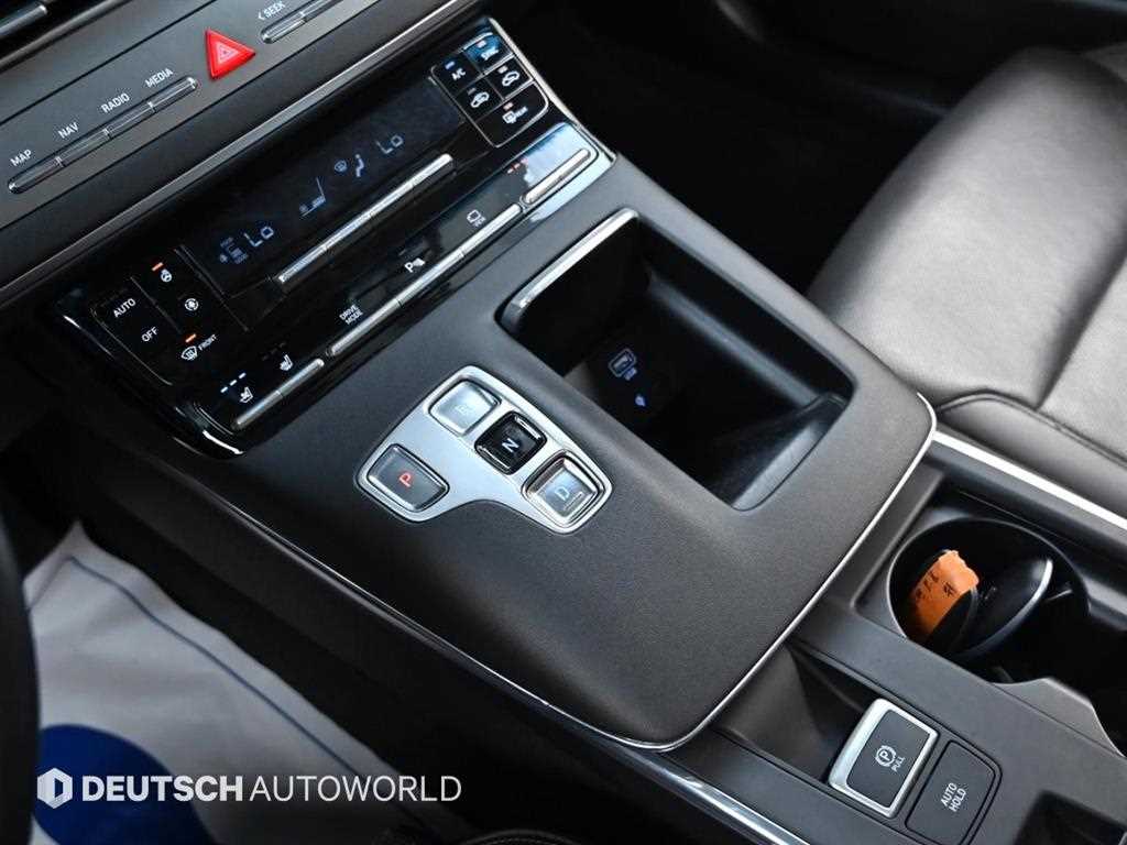 HYUNDAI Grandeur - Vista 9
