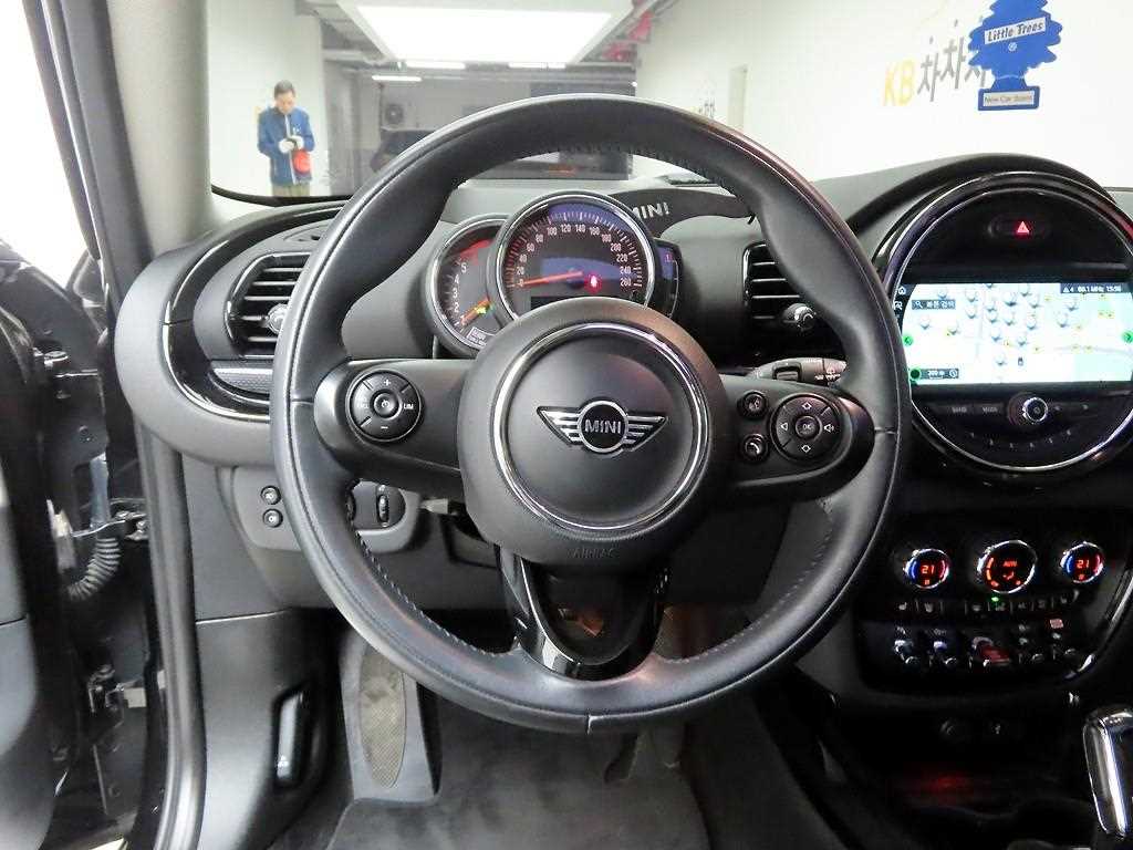 Mini Clubman - Vista 7