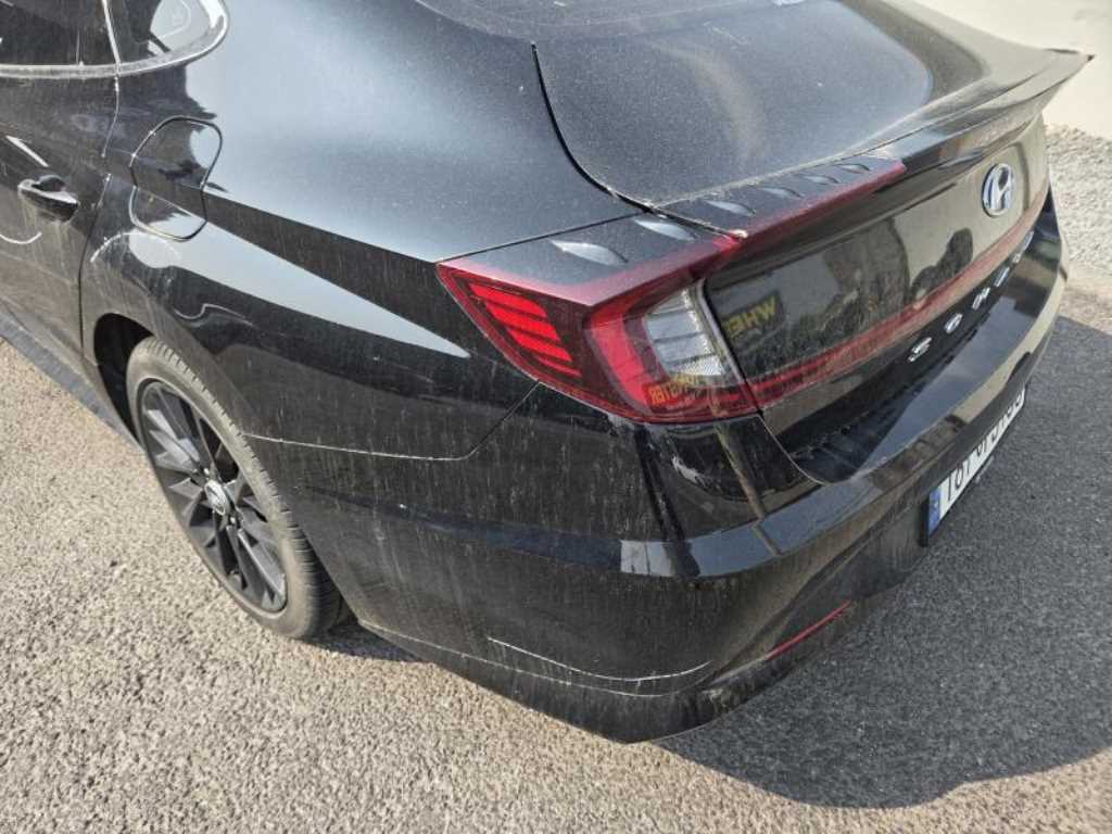 HYUNDAI Sonata - Vista 4