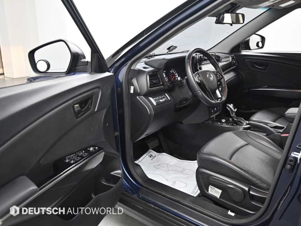 Ssangyong Tivoli - Vista 11