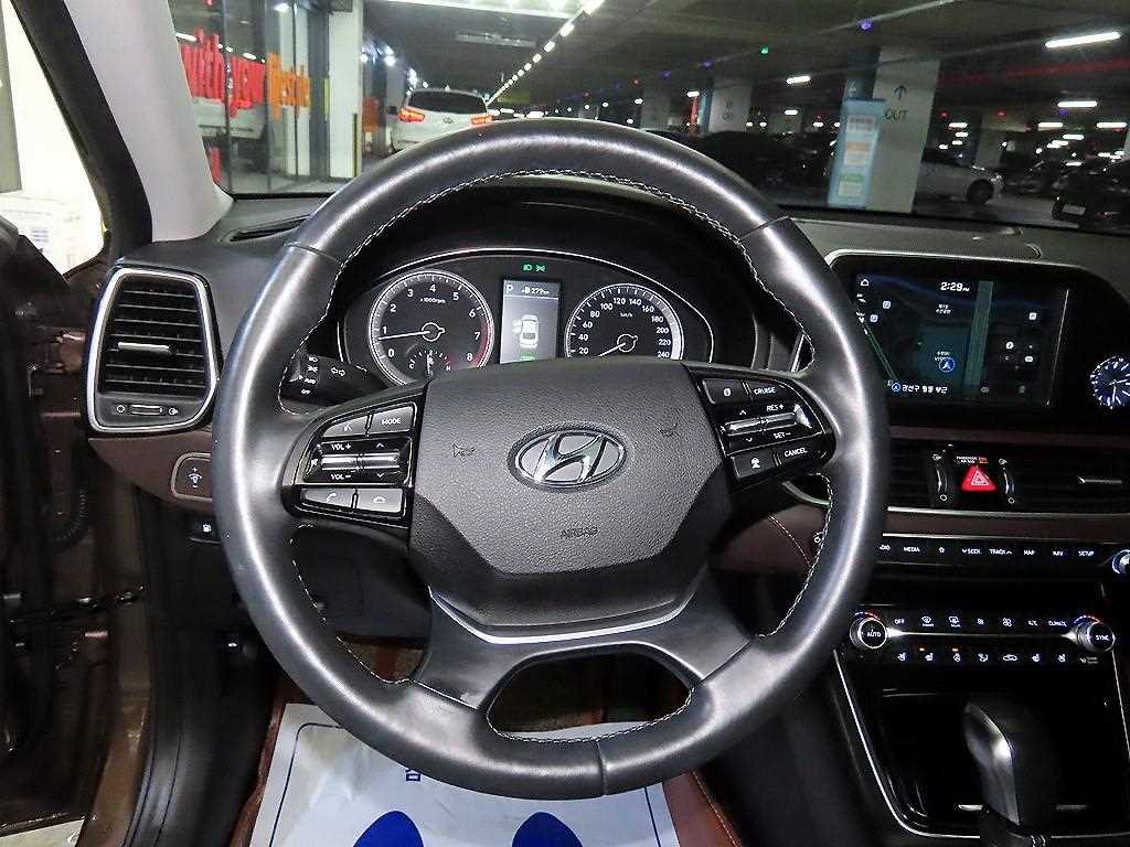 HYUNDAI Grandeur - Vista 8