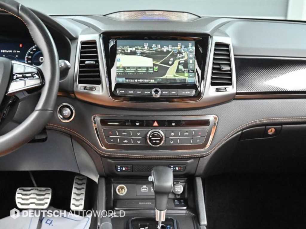 Ssangyong Rexton 2022 Blanco - Importación desde Corea - HF Imports Iquique - Foto 15
