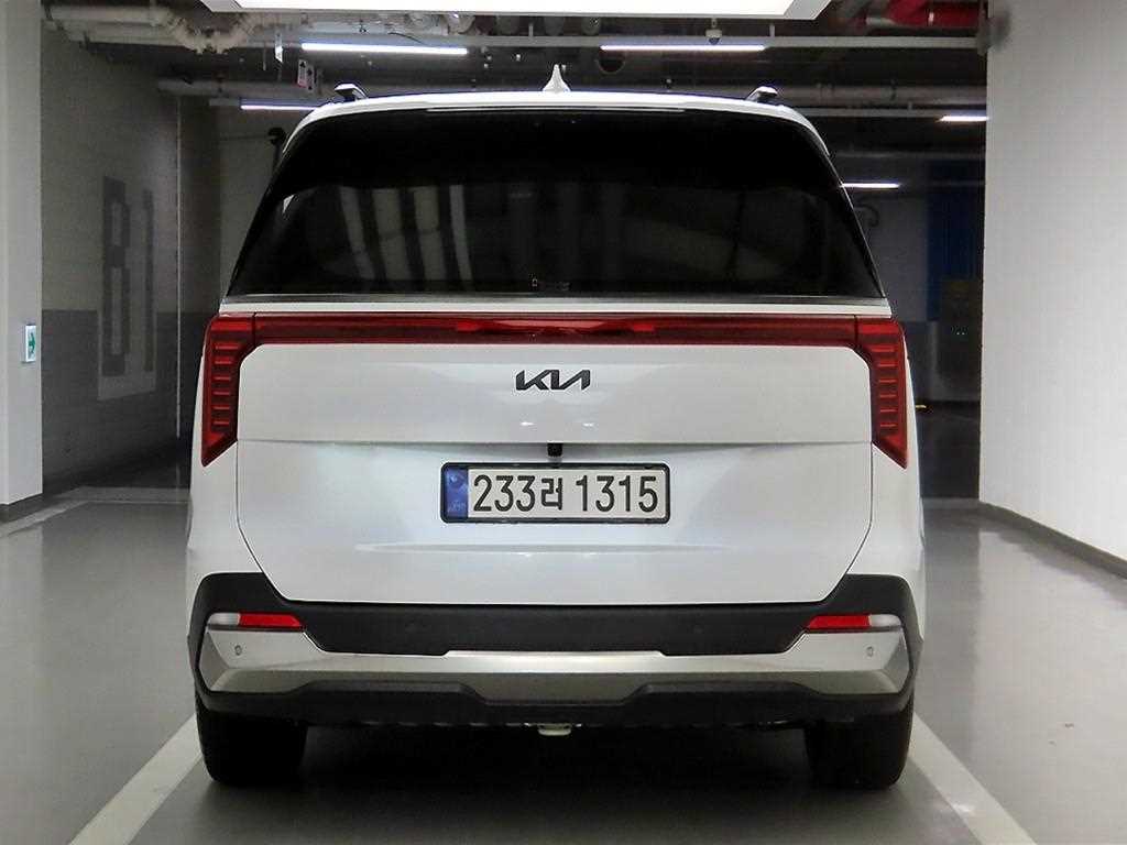 KIA Carnival - Vista 3