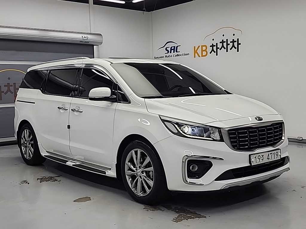 KIA Carnival - Vista 4