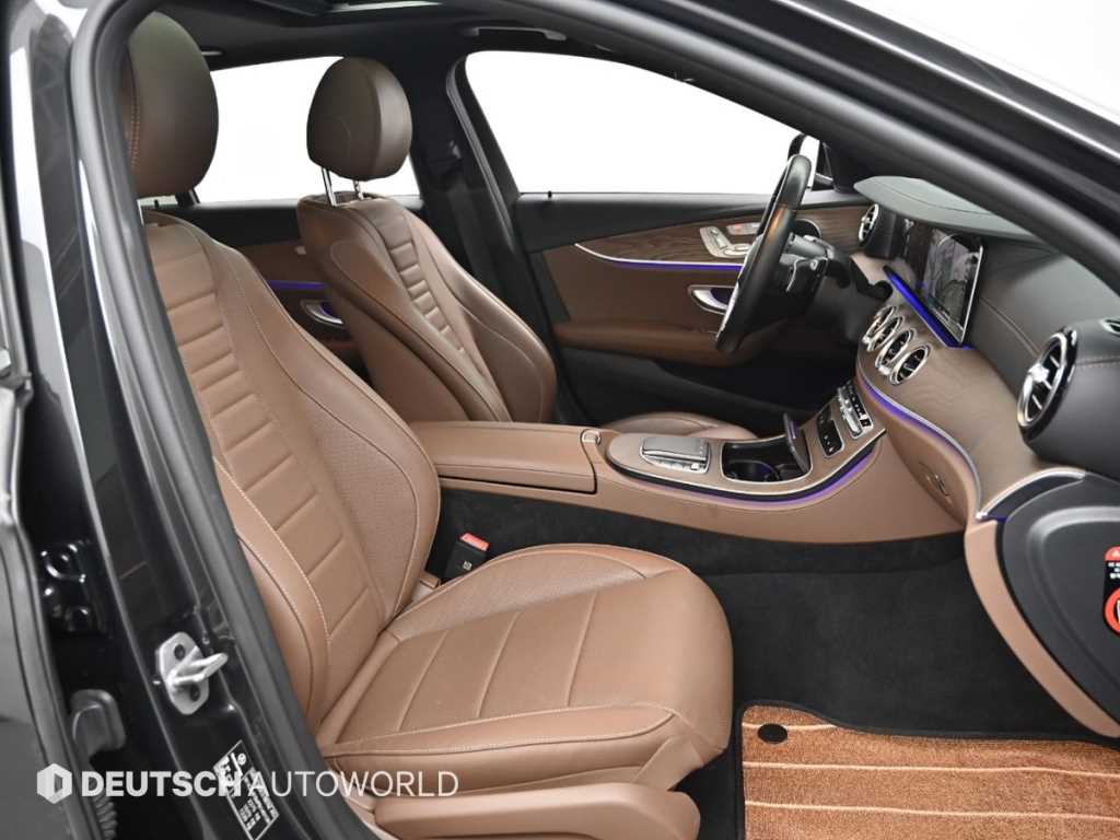 Mercedes Benz E class - Vista 10