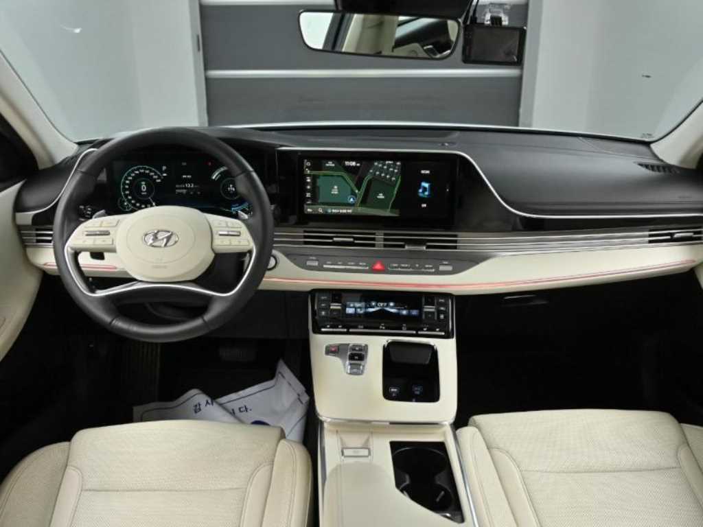 HYUNDAI Grandeur - Vista 7