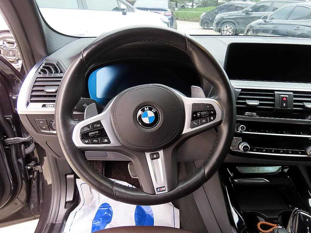 BMW X3 - Vista 8