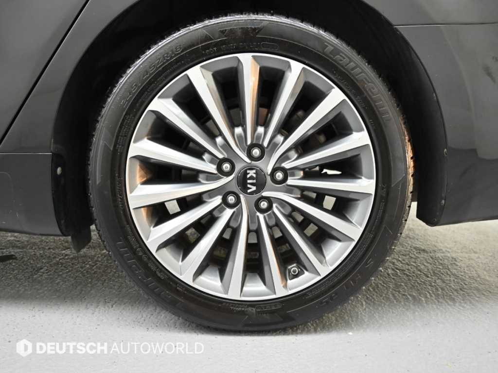 KIA K7 - Vista 6