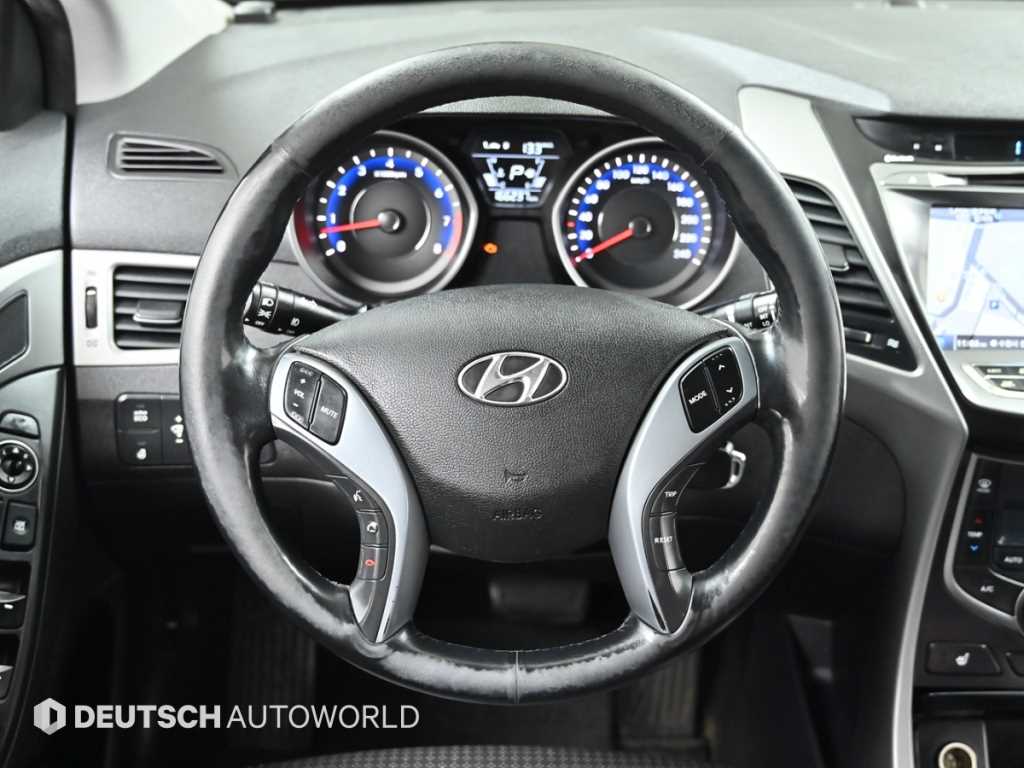 HYUNDAI Avante 2016 - Importación desde Corea - HF Imports Iquique - Foto 13