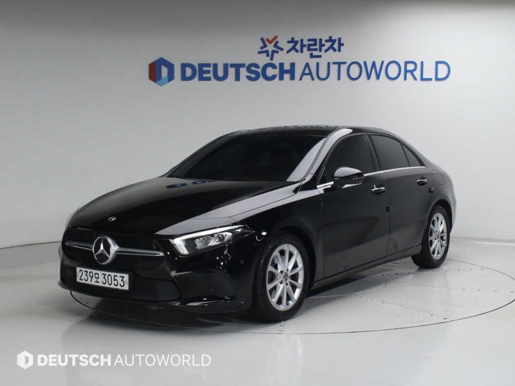 Mercedes Benz A Class 2020 Negro - Importación desde Corea - HF Imports Iquique - Foto 1