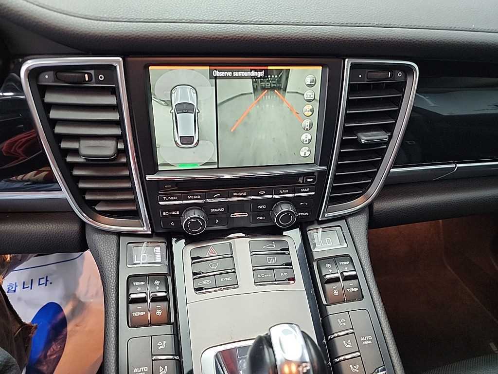 Porsche Panamera - Vista 10