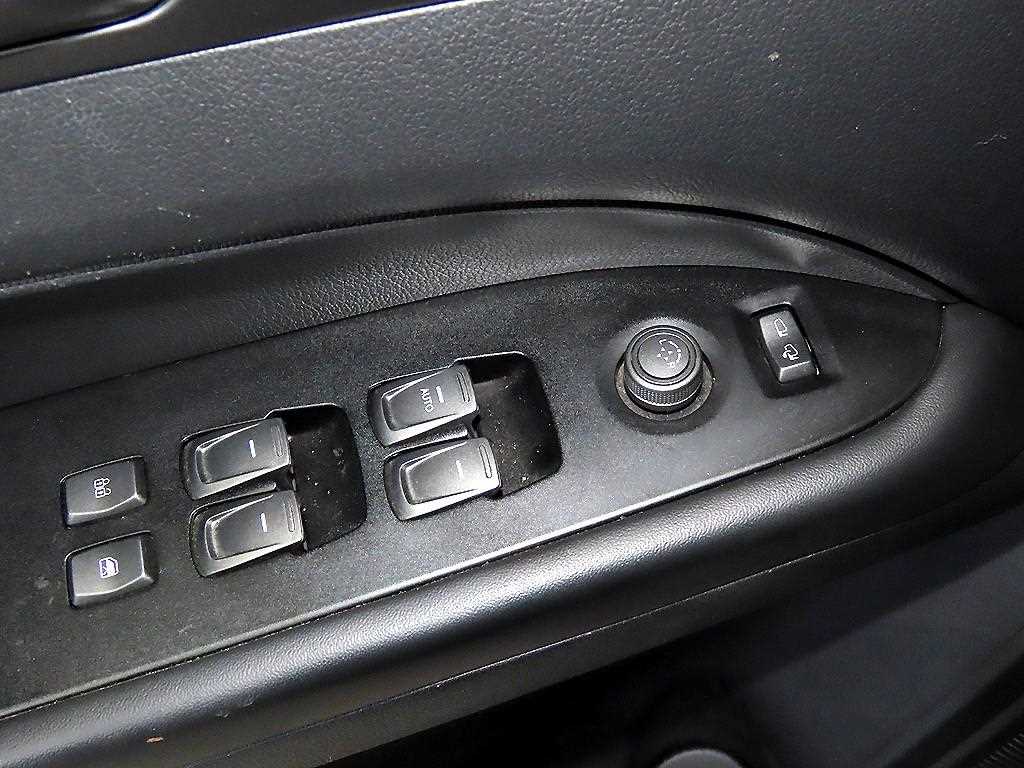 Ssangyong Rexton 2023 Verde - Importación desde Corea - HF Imports Iquique - Foto 13