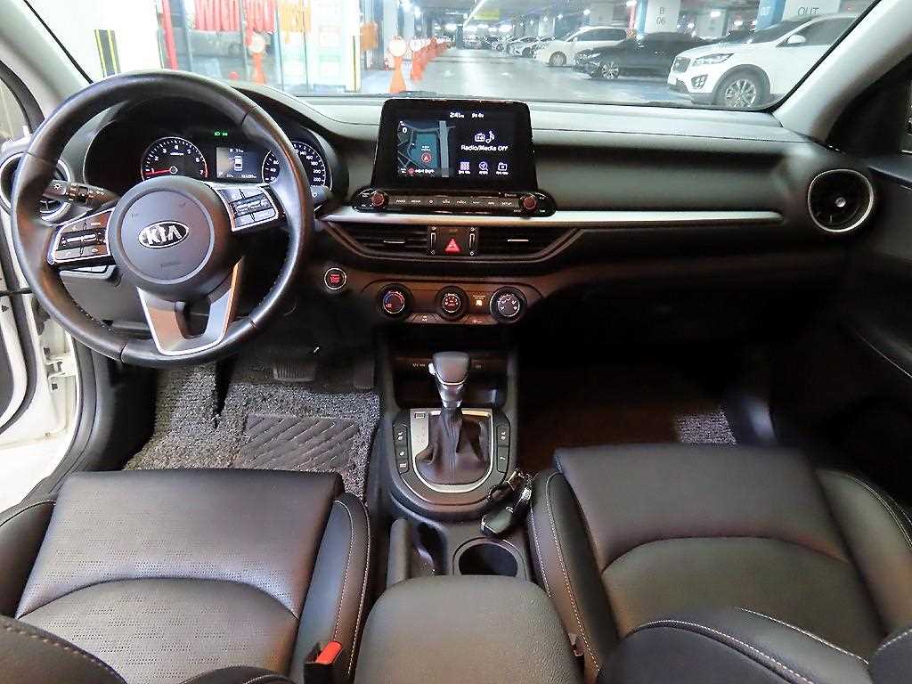 KIA K3 - Vista 10
