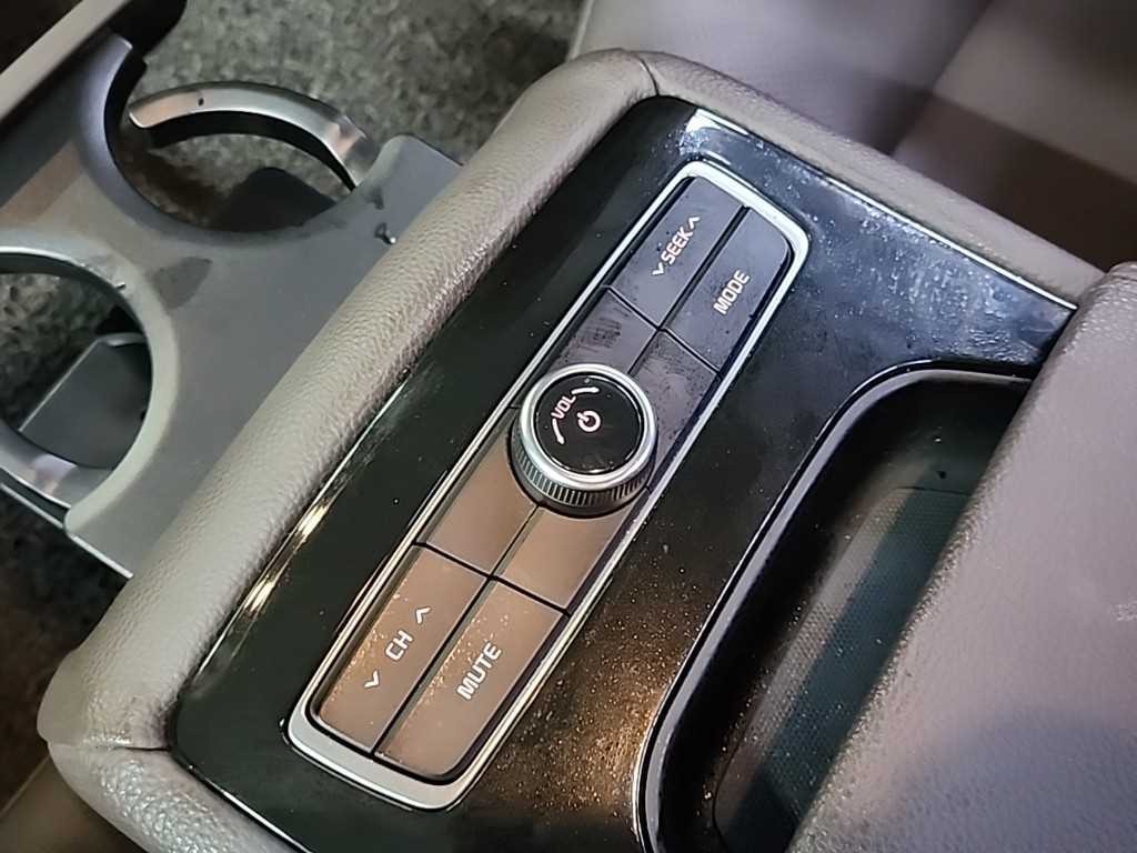 KIA K7 2017 Gris - Importación desde Corea - HF Imports Iquique - Foto 15