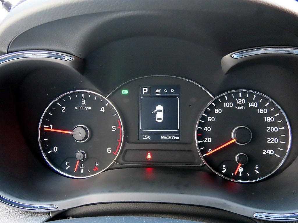 KIA K3 - Vista 9