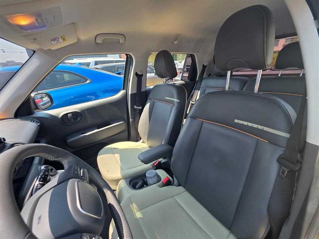 HYUNDAI Casper - Vista 5