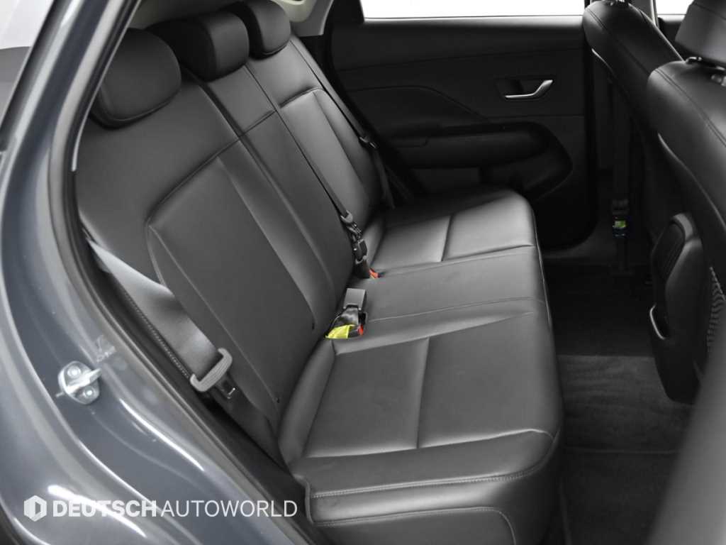 HYUNDAI Kona - Vista 12