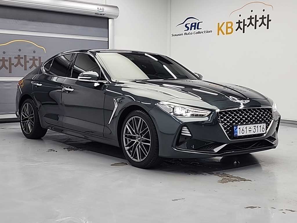 Genesis G70 - Vista 4
