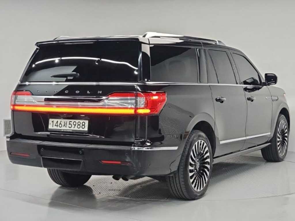 Lincoln Navigator - Vista 3