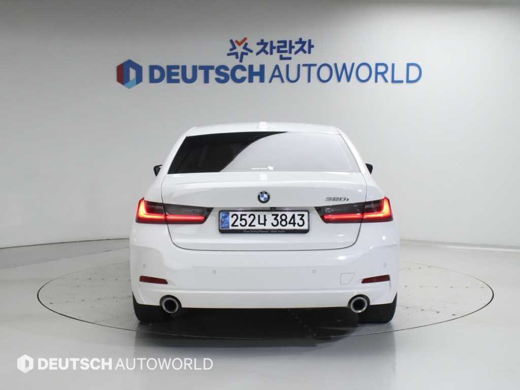 BMW 3 series - Vista 4