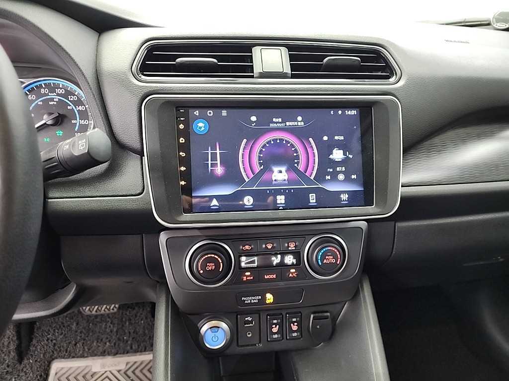 Nissan Leaf - Vista 10
