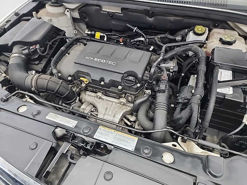 Chevrolet Cruise - Vista 5