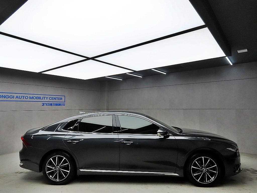 HYUNDAI Grandeur - Vista 2