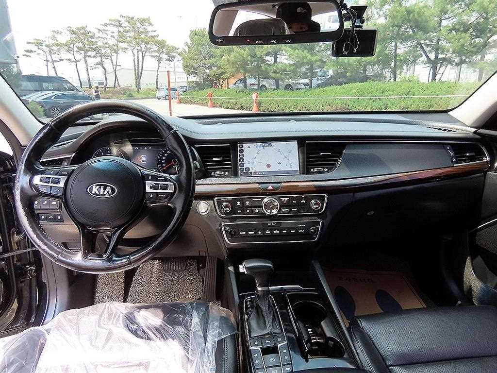 KIA K7 - Vista 6