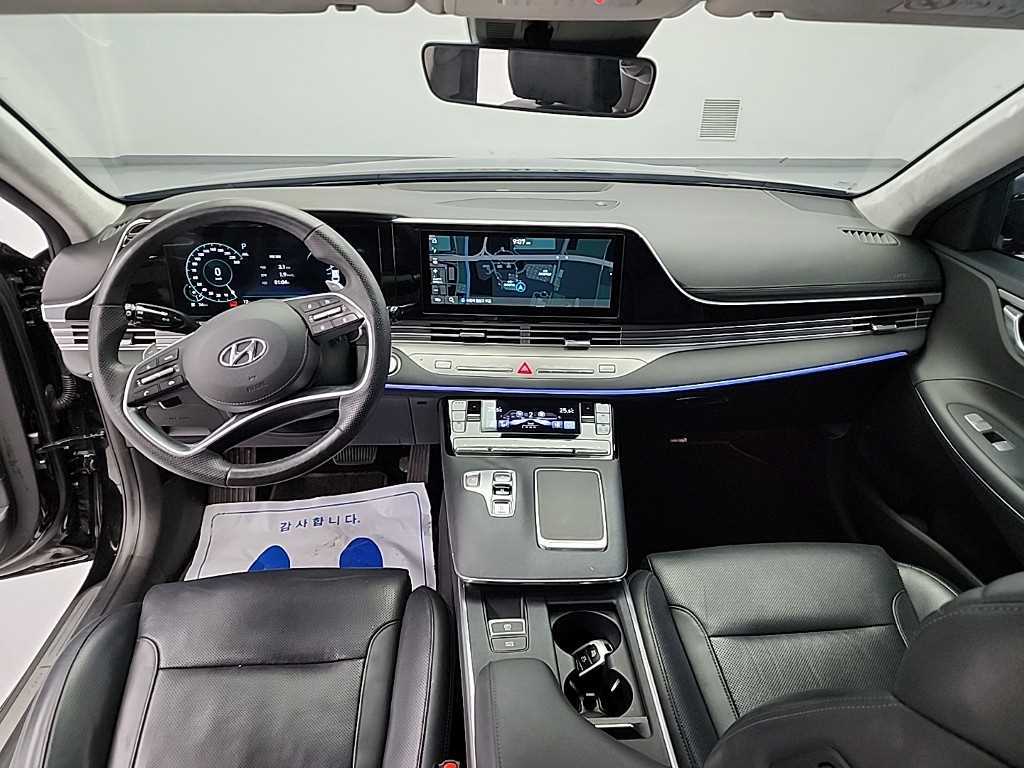 HYUNDAI Grandeur - Vista 7