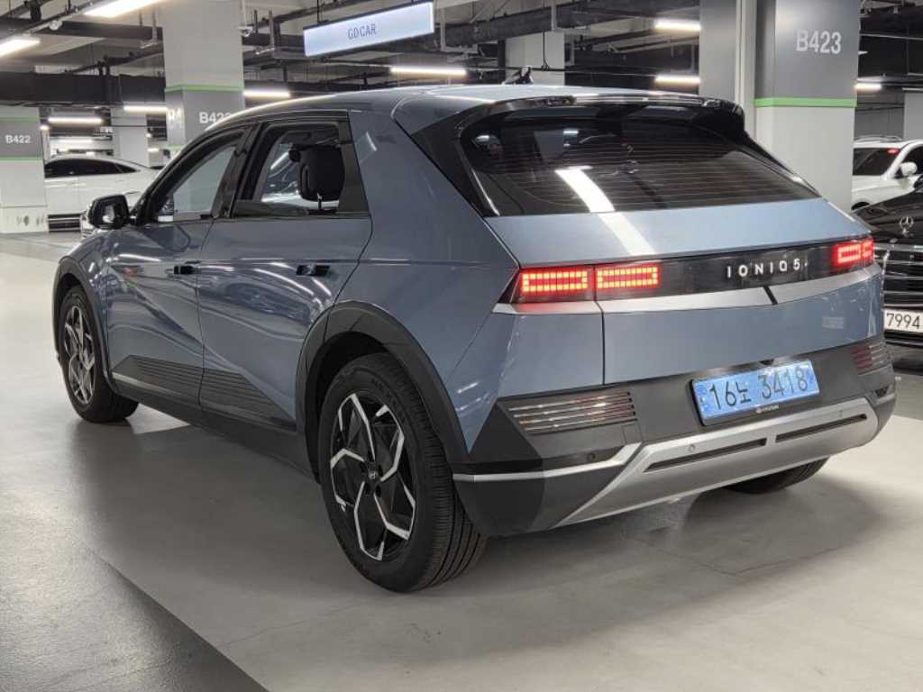 HYUNDAI Ioniq 5 - Vista 2