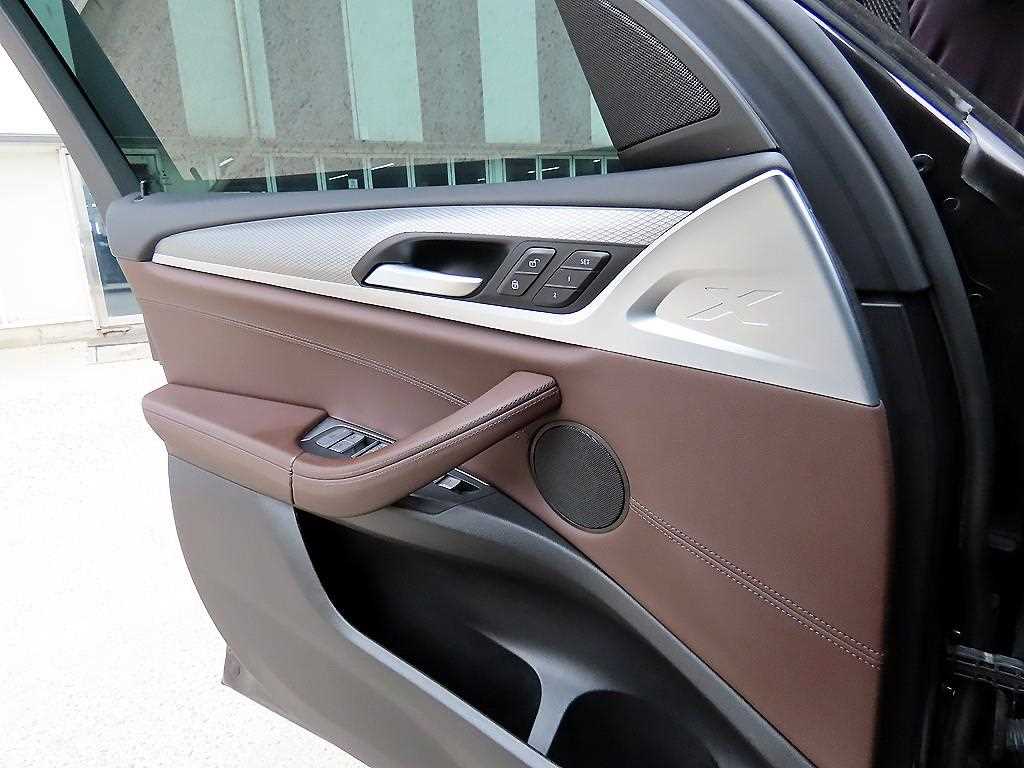 BMW X3 - Vista 12