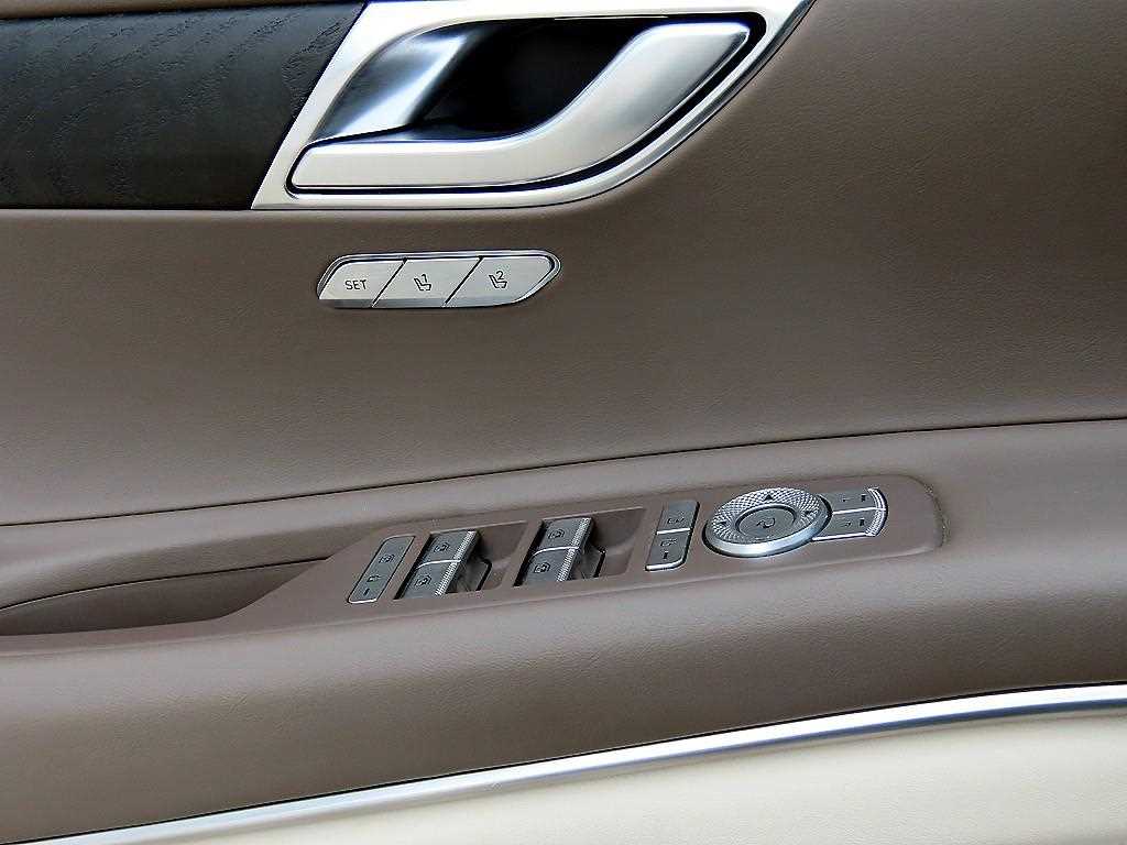 Genesis GV80 - Vista 12