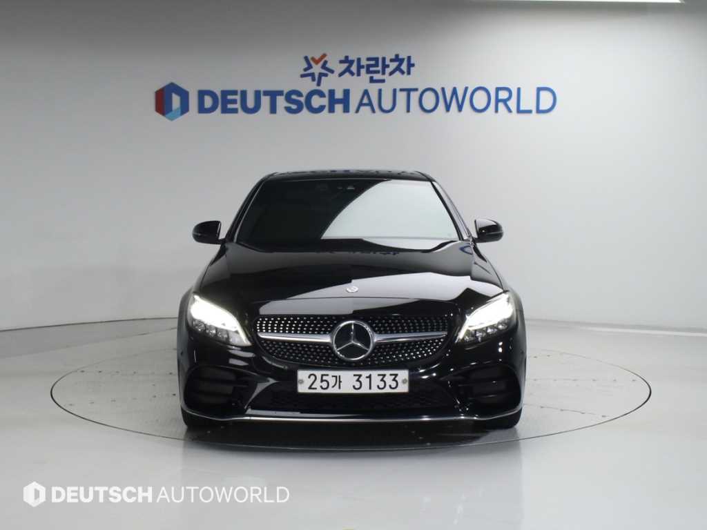 Mercedes Benz C Class - Vista 3