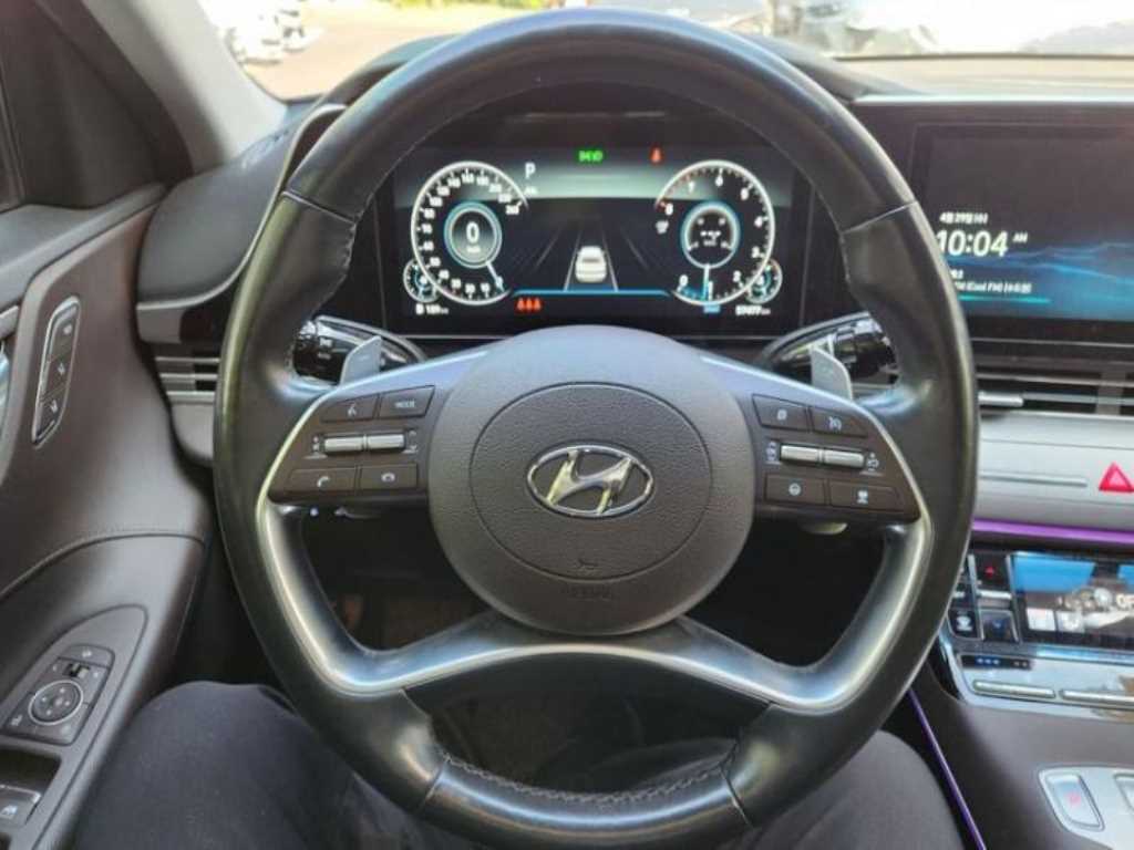 HYUNDAI Grandeur - Vista 7