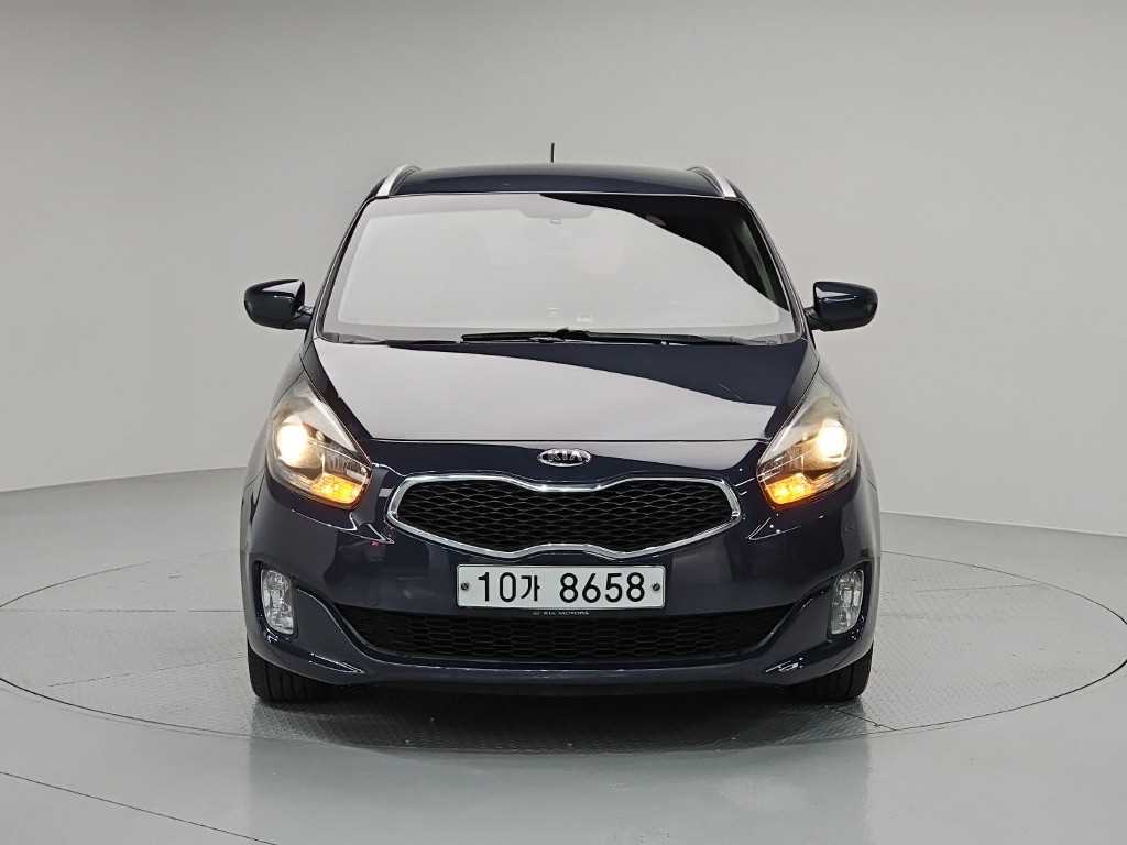 KIA Carens - Vista 2