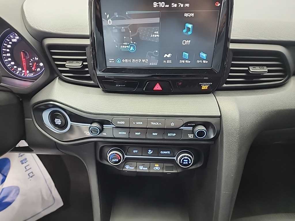 HYUNDAI Veloster - Vista 10